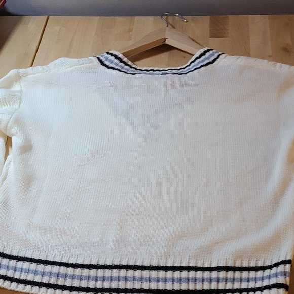 A School Sweater - Not Worn - Picture 4 of 4